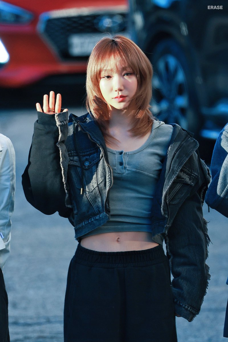 erase426's tweet photo. 241206

#엠마 #EMMA #배드빌런 #BADVILLAIN
#숨 #ZOOM https://t.co/eh9iG6KDCQ