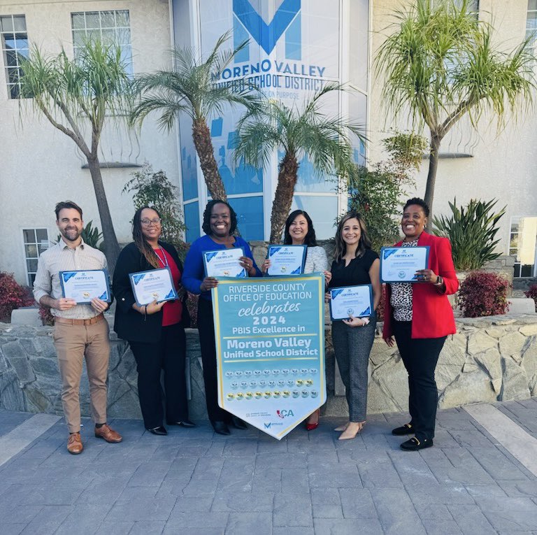 mmksmith27's tweet photo. Shout out to MVUSD Middle School Team celebrating PBIS Excellence in all six Middle Schools.  I truly love working with this team of leaders.  #MSPrincipallife #MVUSD #PBISEXCELLENCE https://t.co/evKwyPcIFX