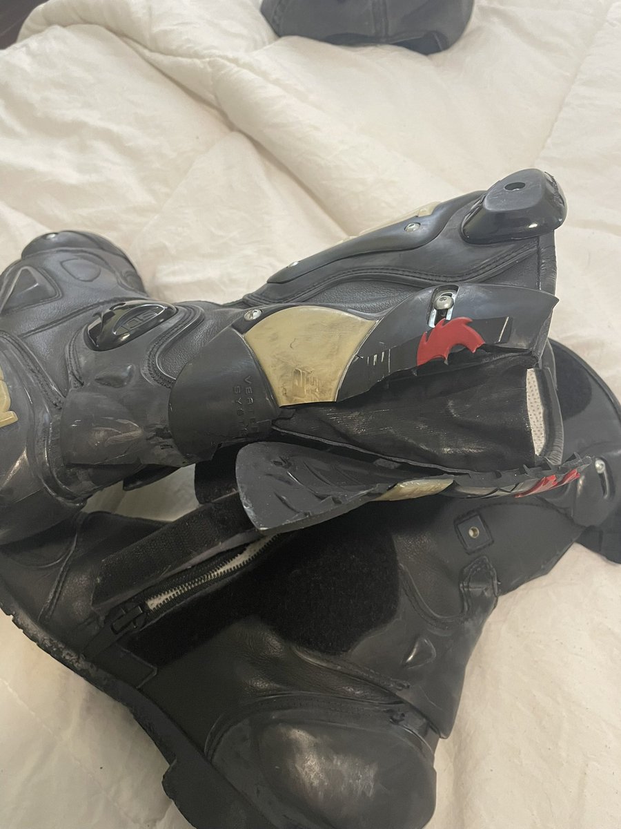 NigelGPritchard's tweet photo. @Sidimotousa after nearly 30 years and having graced the pegs of six different #motorcycles, it’s about time I retired the most amazing pair of boots I’ve owned. #amazing #wortheverypenny, #saferiding. https://t.co/x8pO6yEJal