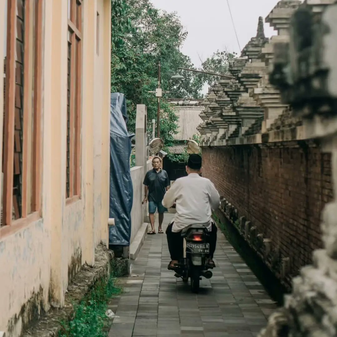 merapi_uncover's tweet photo. [foto] Lintas Lorong Kota Gede.
.
.
.
.
.
📷 Sony A6000
🎨 Adobe Lightroom

(ataanzzel) https://t.co/dPOtmH1Acz