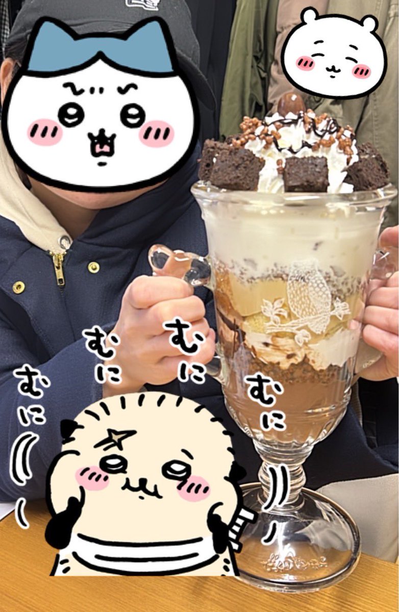 余市にお出かけ
海鮮丼、紅鮭定食、ルビークラブ丼（いくらとカニ）
いつも並んでるけど思ったより早く座れて安くておすすめのお店です😊

小樽も行ってかまぼこも食べたよー

ついでにガリバーパフェも載せておきます。

#柿崎商店 #海鮮工房