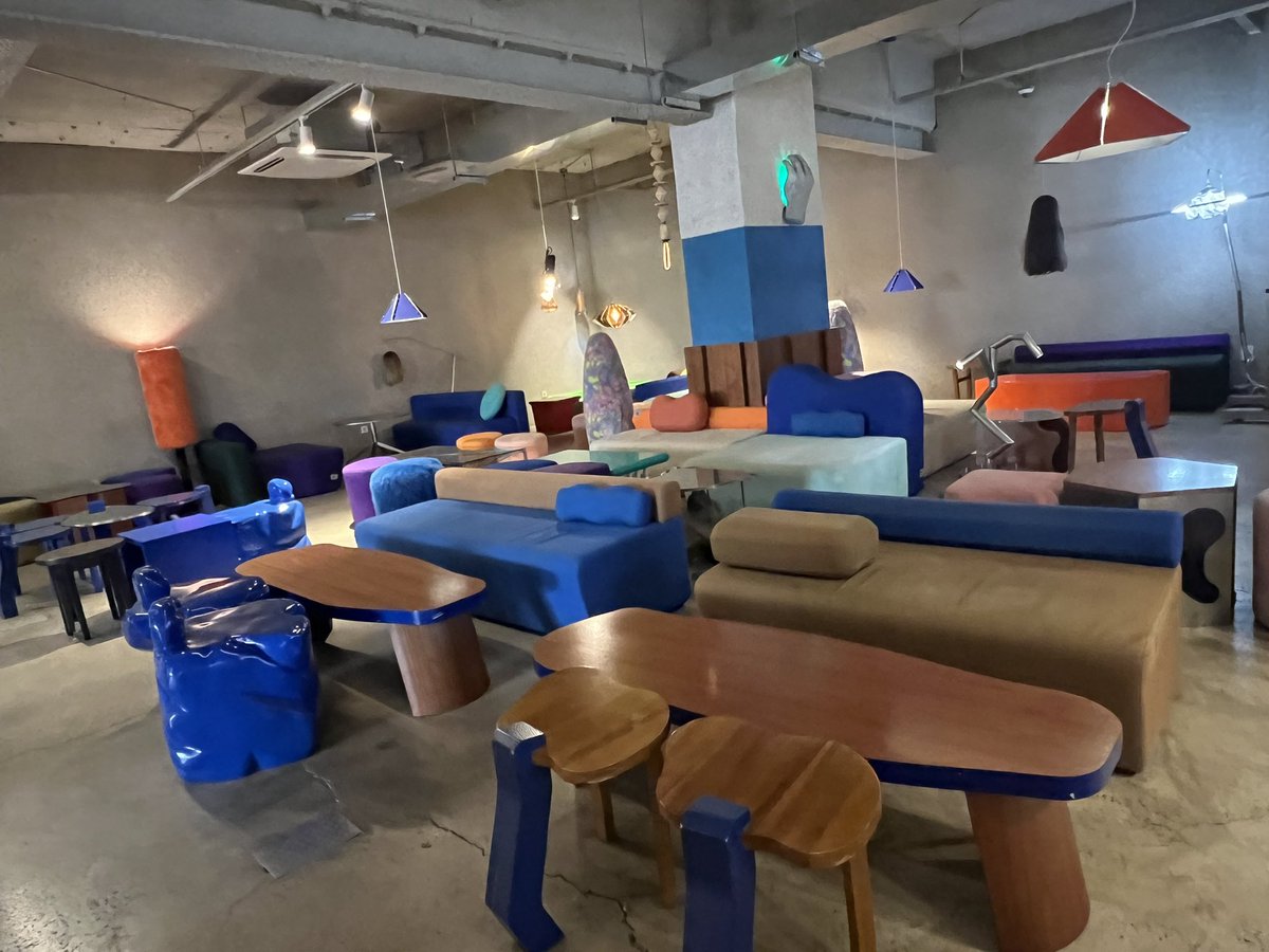 usoku19911031yu's tweet image. 우석🩵ྀི🌙*ﾟの好きなブランドADER💙
ショップの中にカフェが併設されていておしゃれな空間がいっぱい🈵
#변우석
#ADER