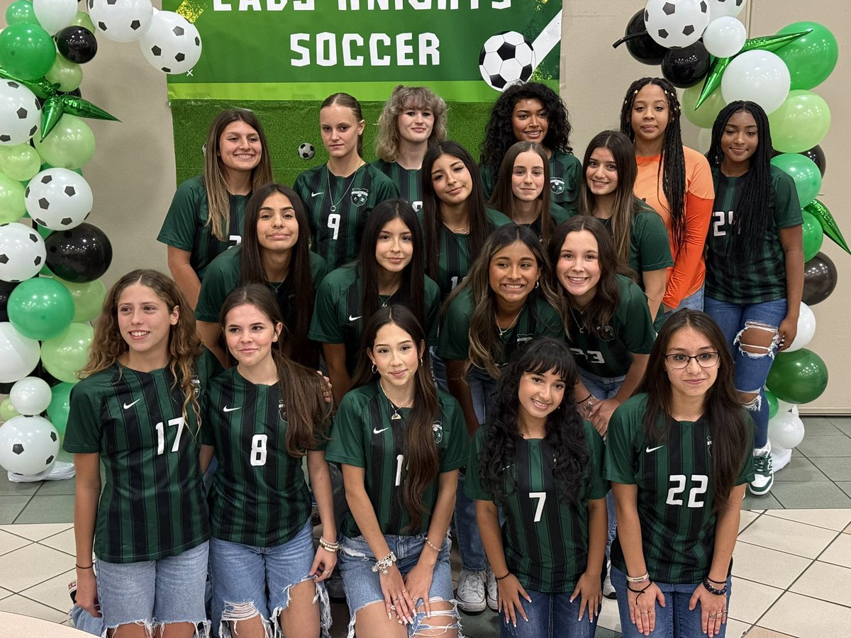 Meet your 2024-25 CFHS Lady Knights Soccer Team
#nowletsgowindistrict