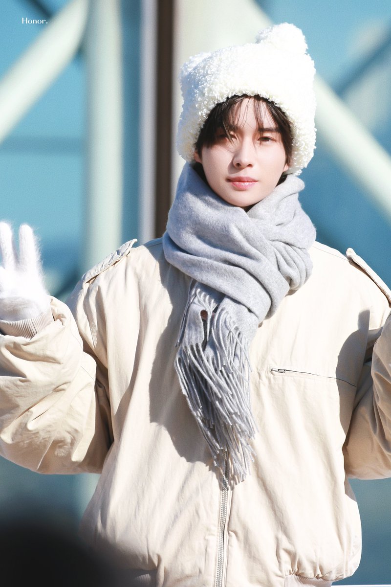 Honor_1002's tweet photo. 241206 미니팬미팅

#KYUNGMIN #경민 #TWS #투어스 https://t.co/G9f0zLRNm5