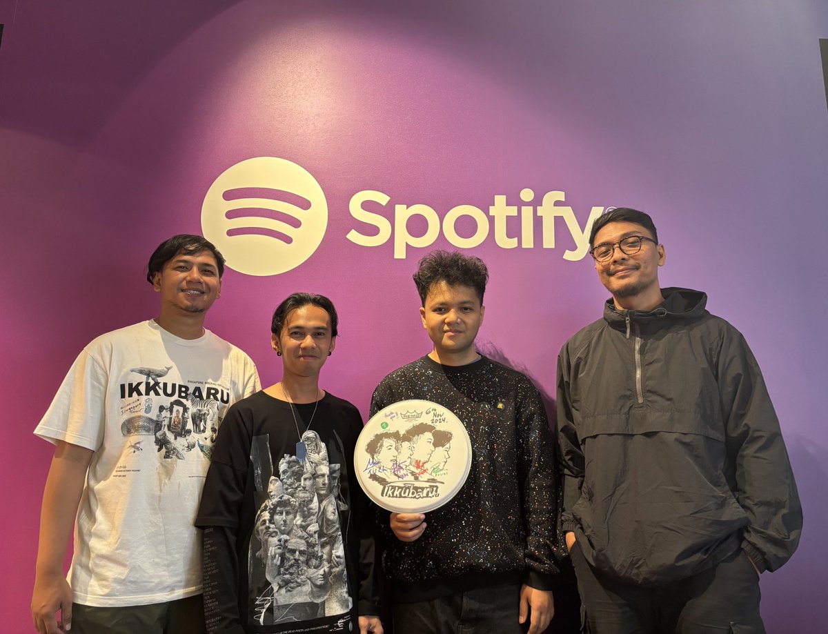 ɪᴋᴋᴜʙᴀʀᴜ tweet media