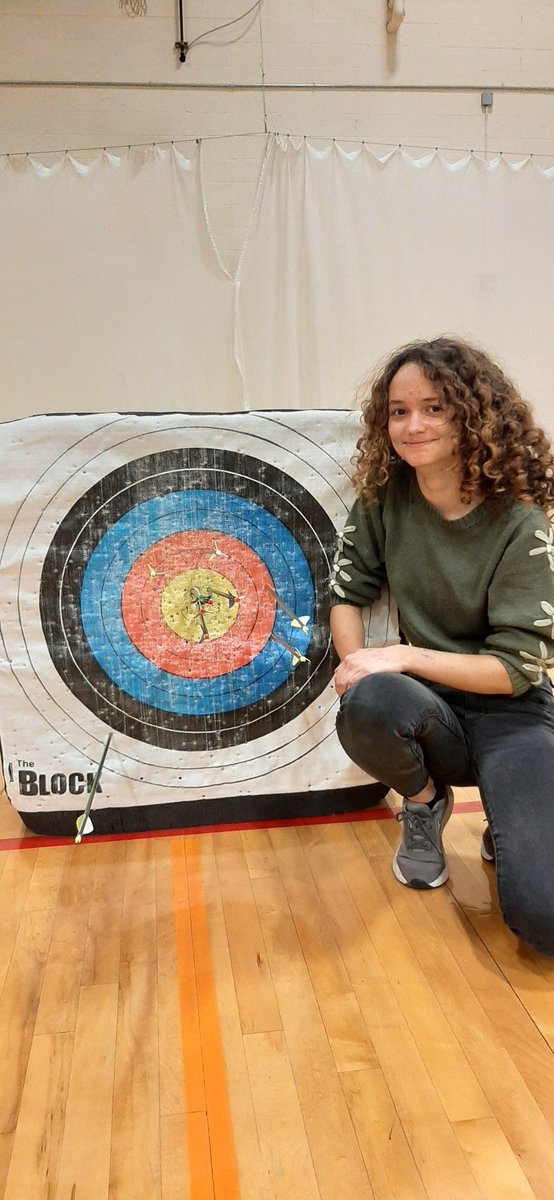 chsarchery's tweet photo. 2025 season: Tonight a perfect 50, lots of great ends, and learning how to journal our practices. Approx 80 archers (HS+MS) &amp; we've had some great help from HS with those MS first shots too! @Central_AD @EliciaLigon @CentralBulldog @PhelpsCenter https://t.co/xoYGIKVY0q