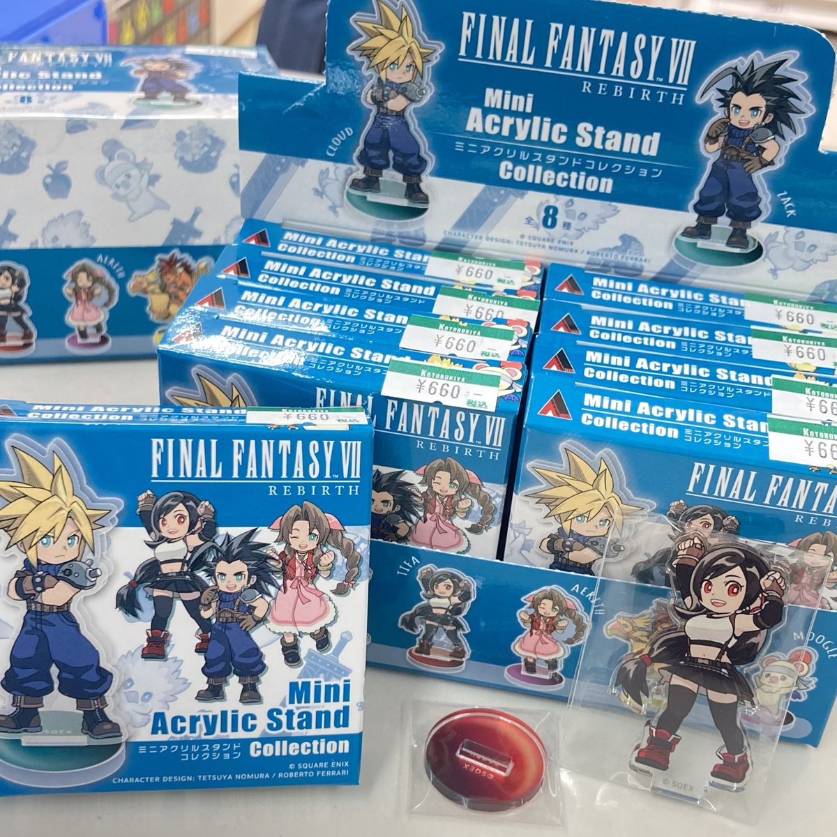 FF ファイナルファンタジー　ミニアクリルスタンド　16種　ピクセルリマスター FFピクセルリマスター』カプセルトイが7月4日より順次販売開始