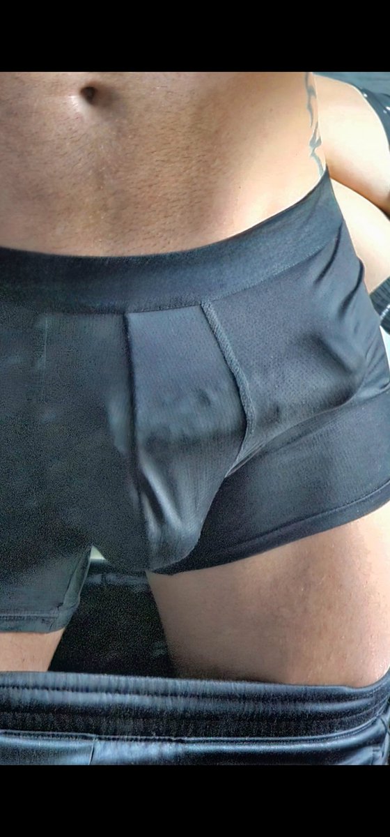 CJHit's tweet image. Sometimes, I just can't contain myself...🤷‍♂️