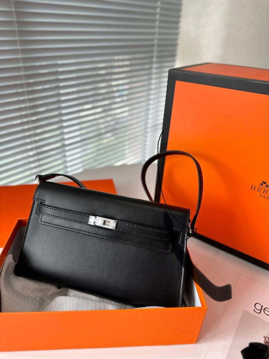 lian0249's tweet photo. New! Arrival bags hermes 148 #hermes https://t.co/bFftISQfjm
