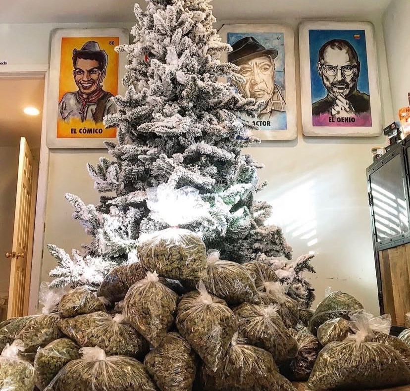 _StonersRUs_'s tweet photo. This is what I want under the Christmas tree 🎄 https://t.co/W0fevOHSRH