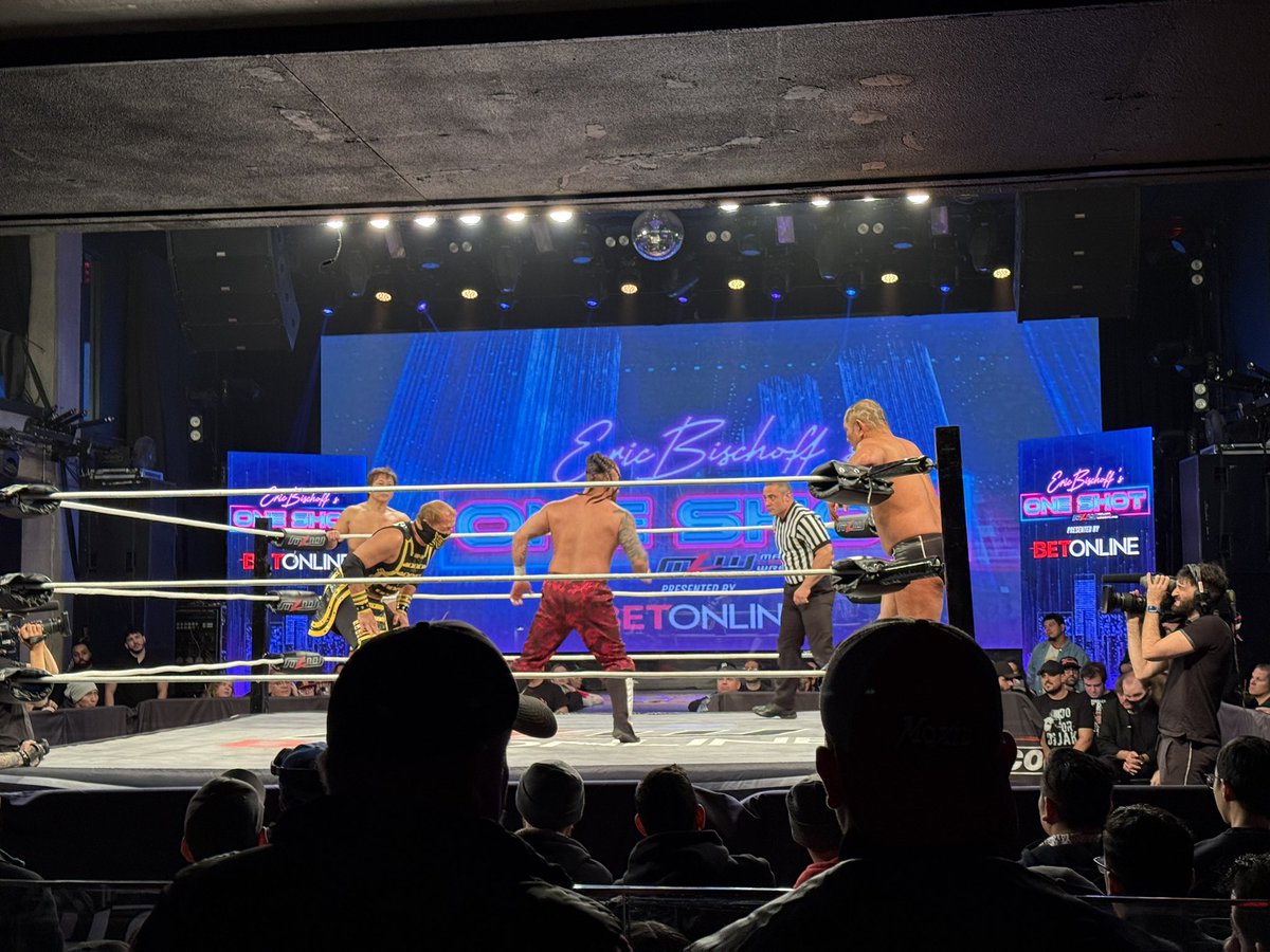 whiteshadows823's tweet photo. My first time watching an MLW and it was such an awesome experience. The show was amazing and being able to see @EBischoff live in person was so cool! A true genius in the industry. Great show tonight! #MLWOneShot https://t.co/PvTxFW6kBP