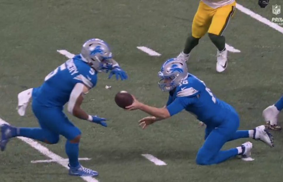 SpeakEZsports_'s tweet image. HANG IT IN THE F&amp;amp;CKING LOUVRE!