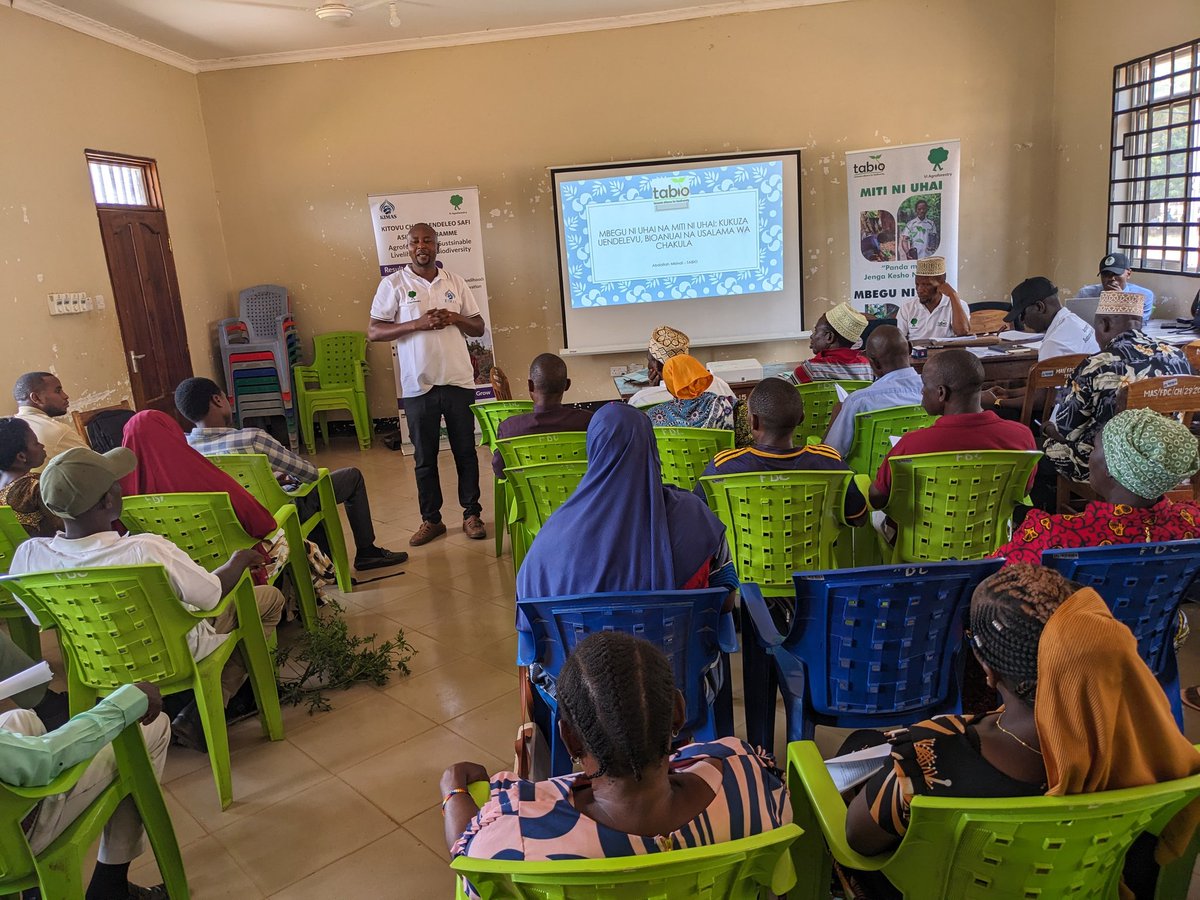 TABIOtz2011's tweet photo. "Tree is Life and Seed is Life campaign is thriving in Masasi! Lead farmers from KIMAS are being empowered by TABIO with skills in biodiversity conservation and FMSS for sustainable Agriculture. #TreeIsLife #SeedIsLife #sustainablefuture #ViAgroforestry #ASILIB https://t.co/zUFAlrl5kr
