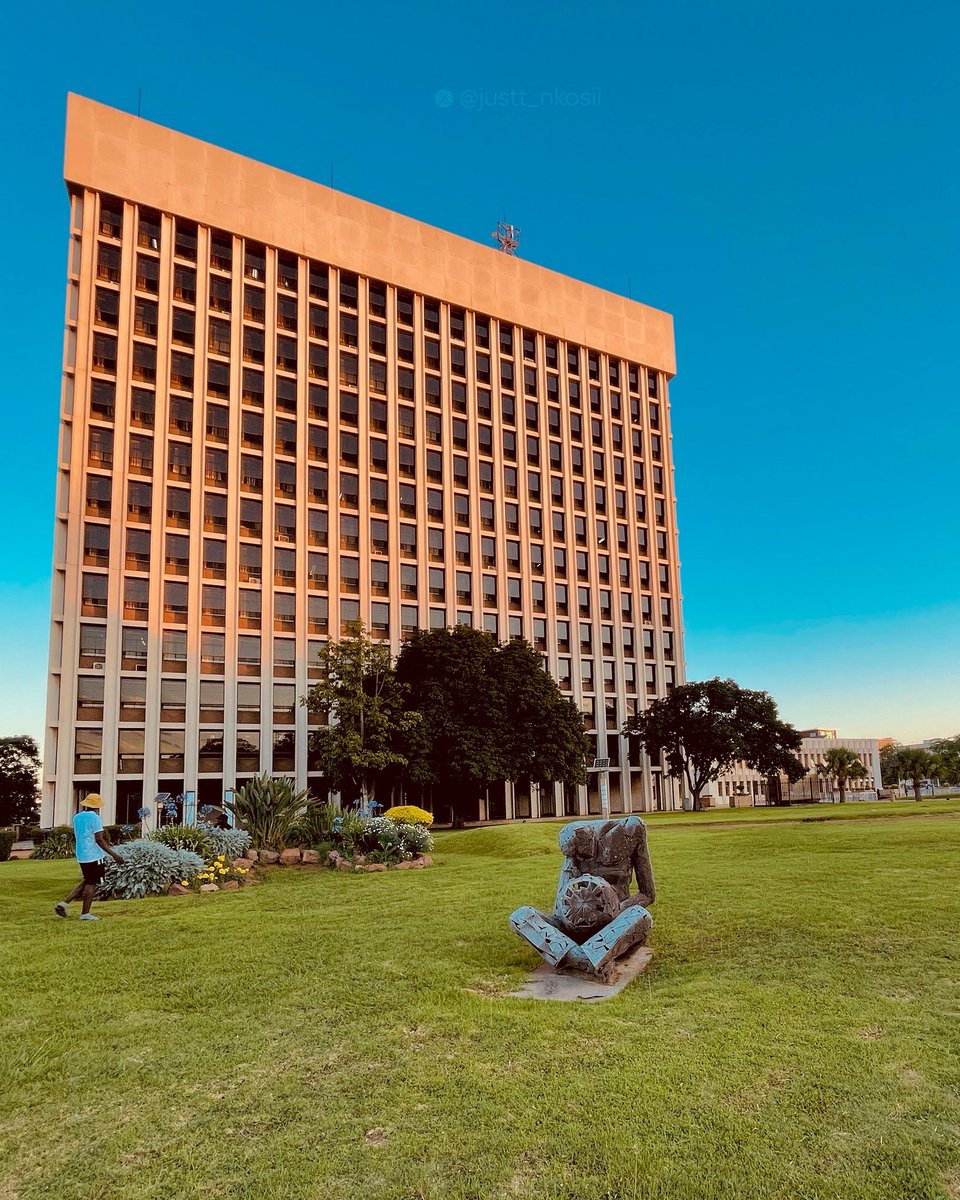 BulawayoForever's tweet photo. This is where i feel at peace, this is where my umbilical cord is buried, this where my body will lie for the final time. This is Home, KoBulawayo🇿🇼. I bleed blue out of the Blue, this is the Blue City. 💙💙💙💙💙💙💙💙💙💙. Singabako Bulawayo thina. https://t.co/p1ggXYDB7z