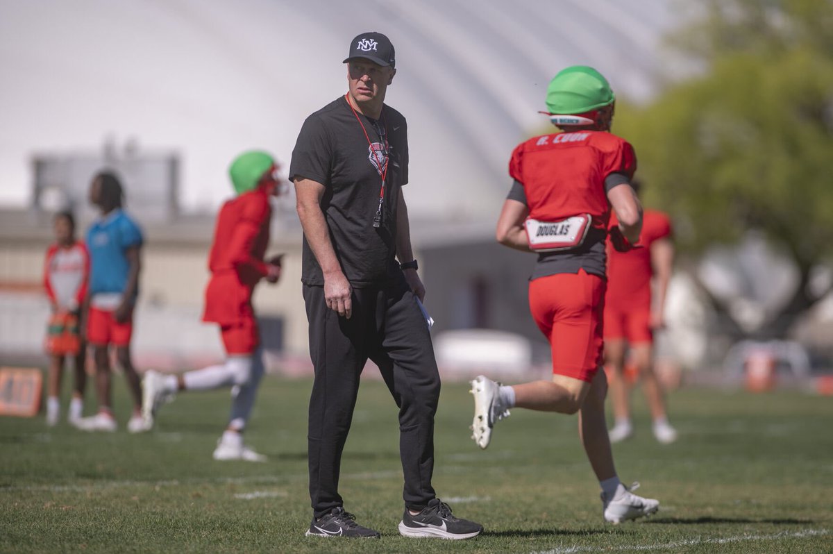 Sean Reider (@lenaweereider) on Twitter photo NEW: New Mexico head coach Bronco Mendenhall is expected to take the same role at Utah State, <a href="/ABQJournal/">Albuquerque Journal</a> has learned.
Deal to be finalized soon.
abqjournal.com/sports/article…
(📸 via <a href="/jvaDT/">Jon Austria</a> and <a href="/BushChancey/">Chancey Bush</a>) NEW: New Mexico head coach Bronco Mendenhall is expected to take the same role at Utah State, <a href="/ABQJournal/">Albuquerque Journal</a> has learned.
Deal to be finalized soon.
abqjournal.com/sports/article…
(📸 via <a href="/jvaDT/">Jon Austria</a> and <a href="/BushChancey/">Chancey Bush</a>)