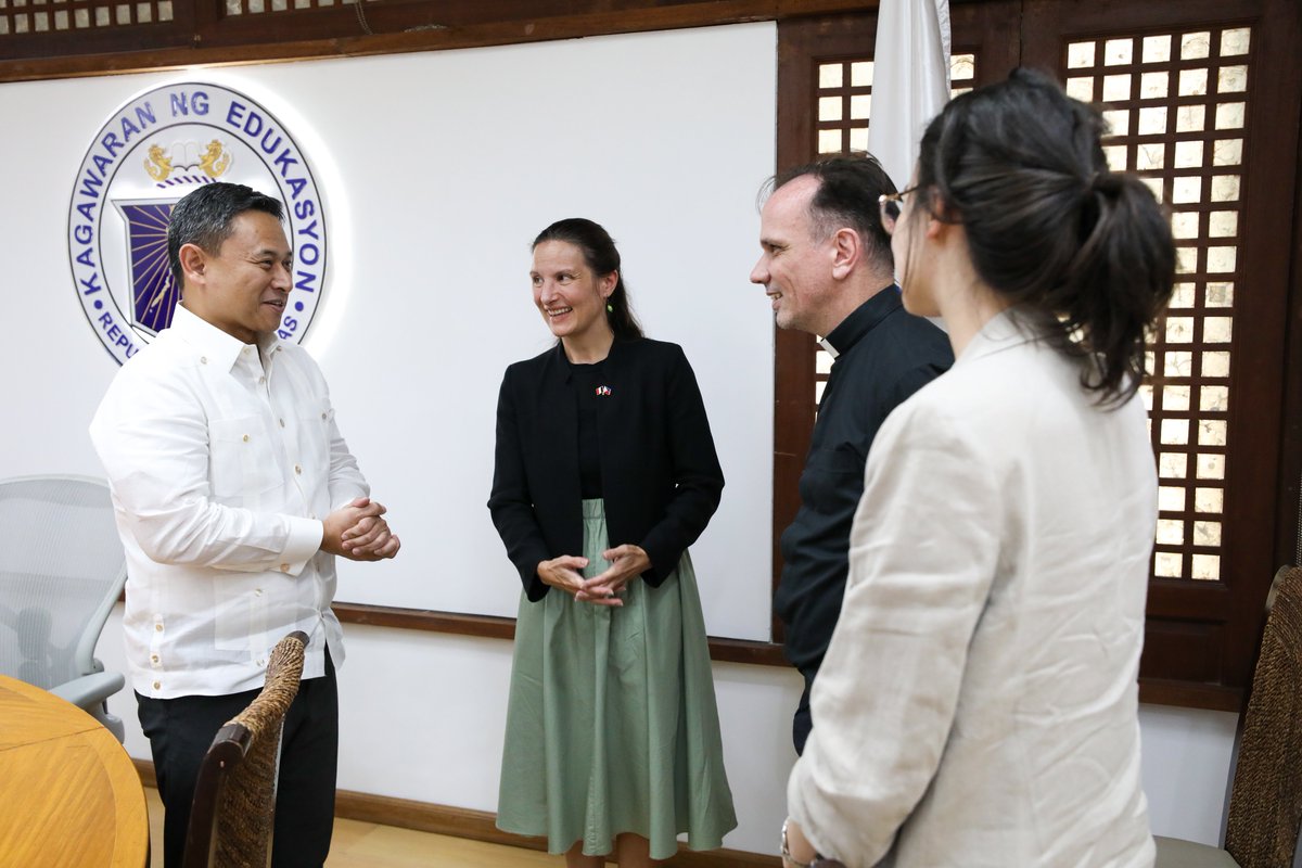 DepEd_PH's tweet photo. LOOK: Education Secretary Sonny Angara met with French Ambassador H.E. Marie Fontanel to discuss the partnership between the Department of Education and the Embassy of France to the Philippines and Micronesia aimed at improving the Special Program in Foreign Language (SPFL) for French, which includes training, assessments, cultural activities, and scholarship grants for teachers.

#DepEdPhilippines #BagongPilipinas