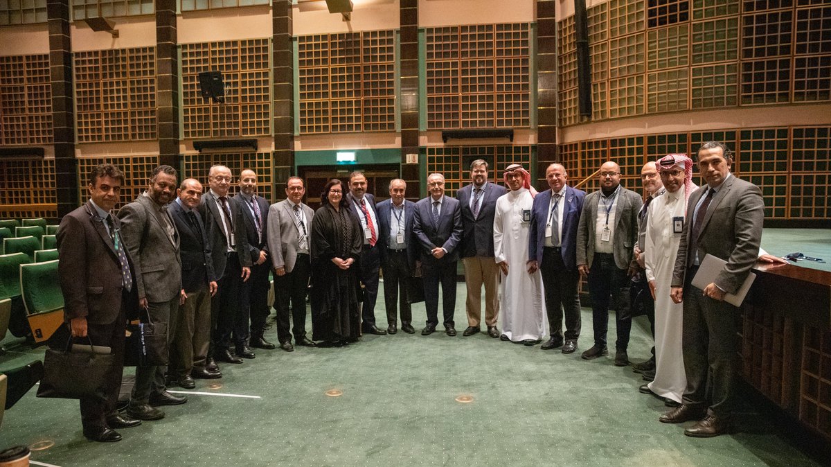 KFMC_RIYADH's tweet photo. Surgery and technology in the service of humanity: #KFMC International Vascular and #PAVSS 3rd Annual Meeting continues at #KFMC, showcasing advanced solutions to challenges and enhancing patients’ quality of life.

#Riyadh_Second_Health_Cluster https://t.co/ieIVppfxR2