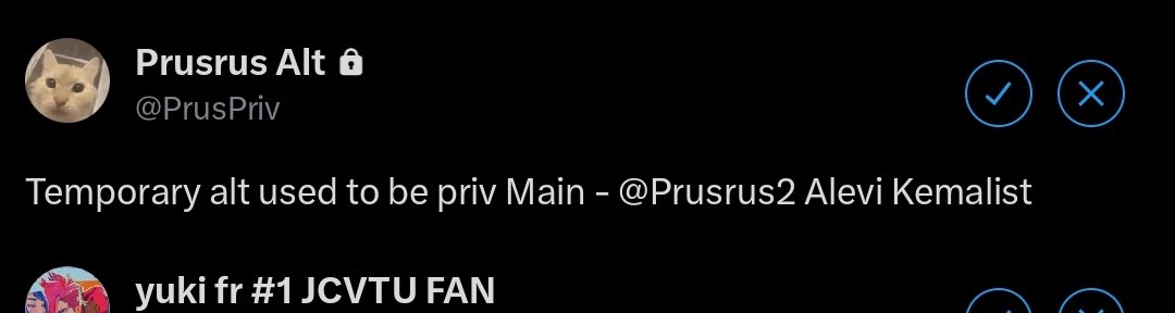 AzovstalTGirl's tweet photo. should I give my biggest fan an approval to my account request https://t.co/HOi1Lbx0Vo