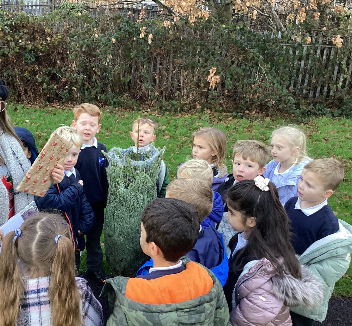 FountainPSLeeds's tweet photo. Waterfalls class enjoyed their WOW Day for the Christmas weeks. We did a treasure hunt for a pine tree, and they loved following and finding the clues. #learningattheheart https://t.co/byU5GrUCUB
