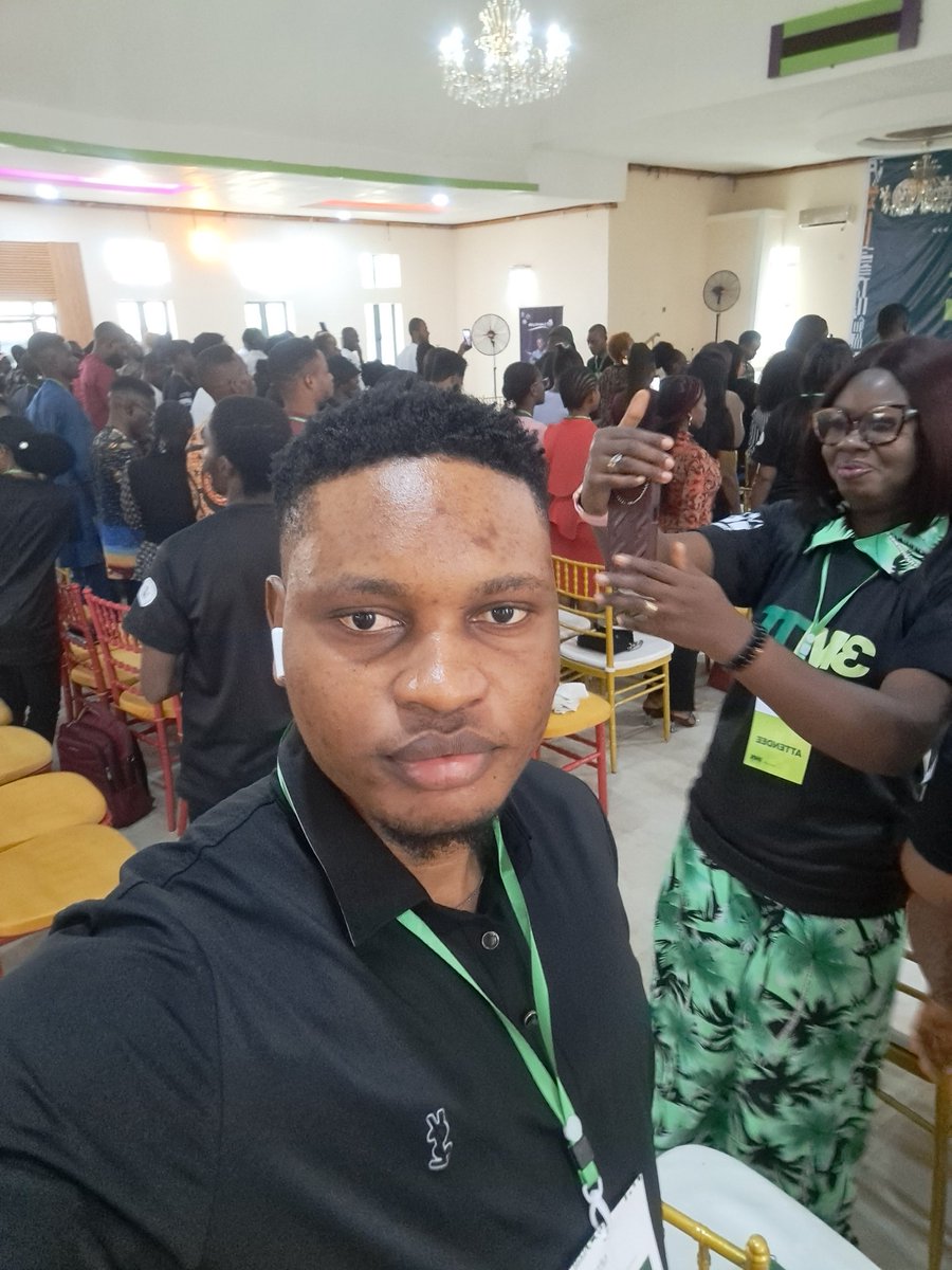 ottong_jp's tweet photo. After six months of intensive learning and sleepless nights of debugging, I concluded the 3MTT program in the Software Development Program. Cheers to new beginnings!
 @3MTTNigeria
@bosuntijani
@FMCIDENigeria
@DigiSkillsCAD
@3MTTLearningCommunity https://t.co/mXlyeMcpcG