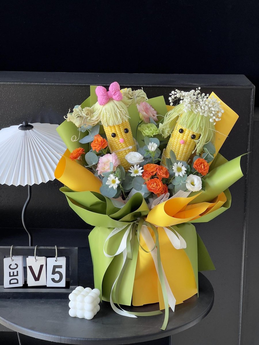 Lucky and her friends tweet media