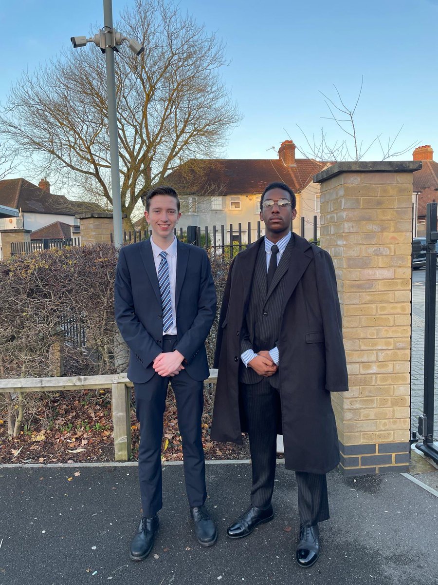 bonus_pastor's tweet photo. Our Year 11 students have truly dressed to impress for Employability Day! ๐โจ Ready to shine in mock interviews.๐ผ๐
#EmployabilityDay #FutureReady https://t.co/zELViPzpel