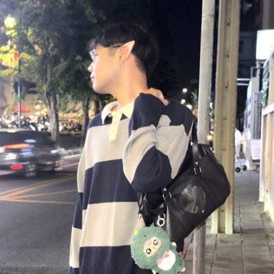 khunfk23's tweet photo. #NewProfilePic https://t.co/YRQGZ2pLRe