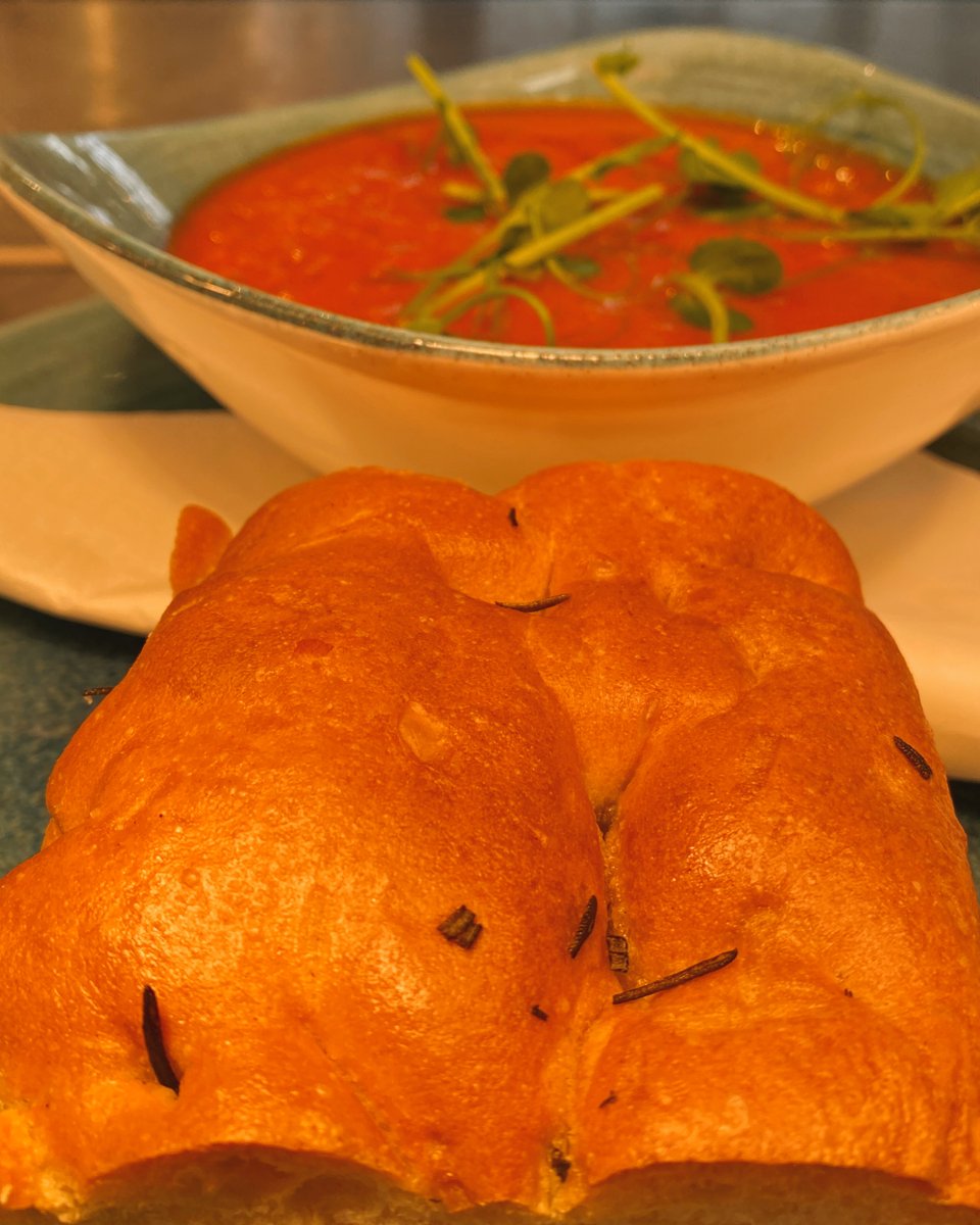 Our festive specials are perfect for a hearty and satisfying lunch this Christmas! 😍

This week's menu included a succulent chicken kiev, stuffed with chestnuts and brie, as well as a warming roasted tomato, pepper &amp; basil soup, served with fresh Hobbs House bread 👏