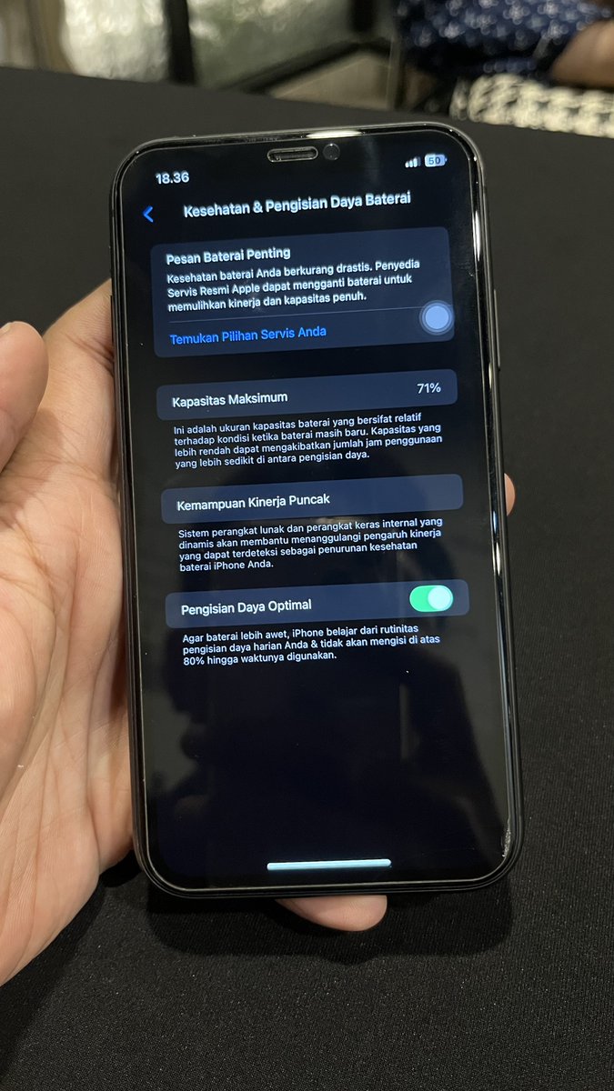 meow meow tweet media