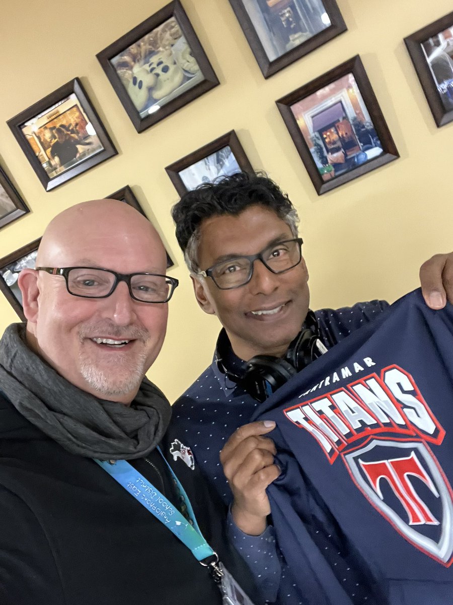 Friday morning with Tantramar Regional Graduate <a href="/ianhanomansing/">Ian Hanomansing</a> <a href="/CBCNews/">CBC News</a> to talk about our @AnglophoneEast ‘Fill the Bus Campaign’ #literacy #numeracy #safeandcaring #graduation #peanutbutter
