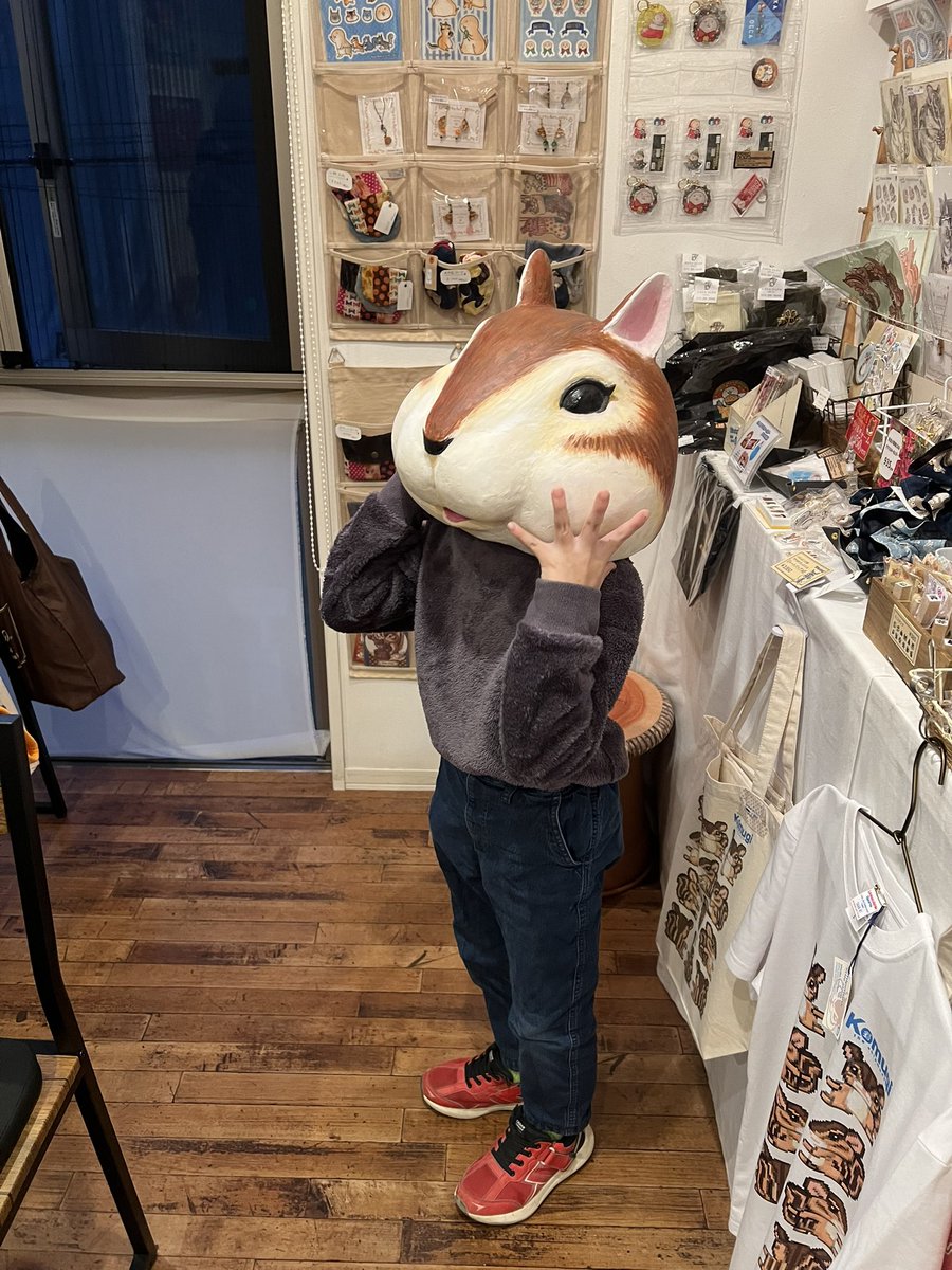 SuTeKiHeads's tweet photo. @pottercafe 高円寺ぽたカフェで開催中のりすカフェ14にお邪魔したら、とても可愛い子リス🐿️がいました。

@りすカフェ
@pottercafe https://t.co/hRMcL34GNL