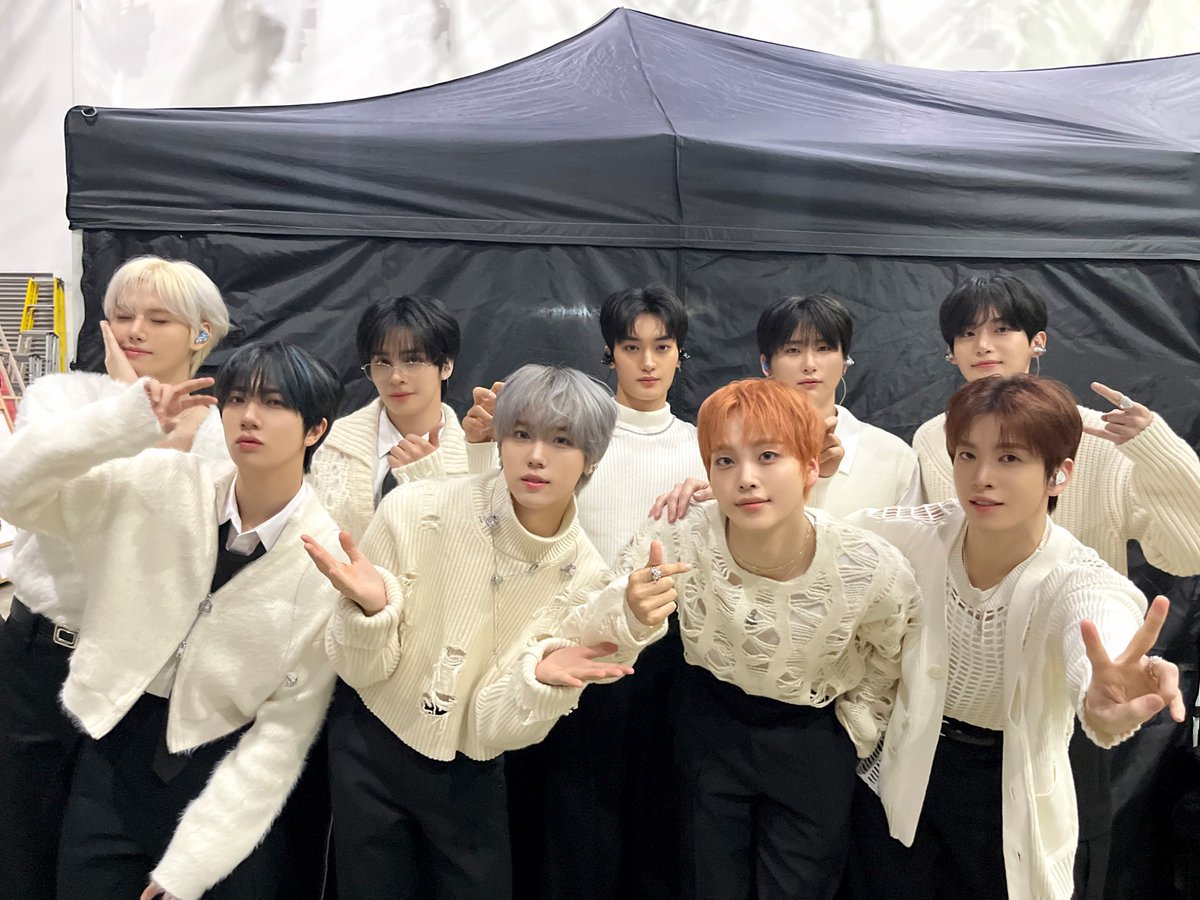 [📸] 241206
KBS2 #뮤직뱅크
⠀
#CRAVITY #크래비티
#FIND_THE_ORBIT
#Now_or_Never
#Horizon