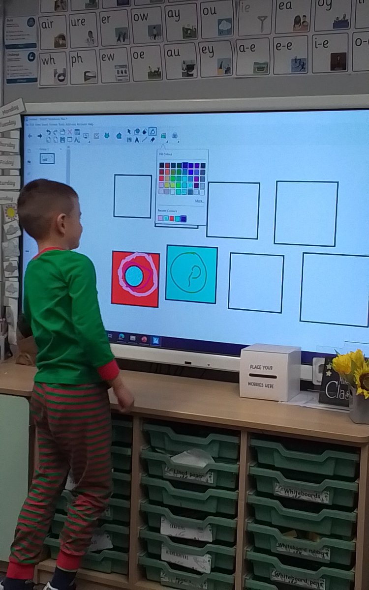 Year 1 Simpson’s Lane tweet media