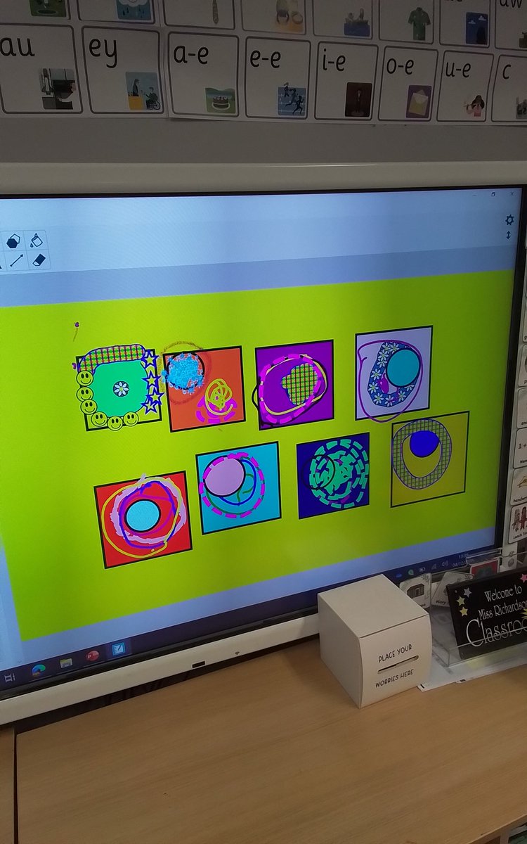 Year 1 Simpson’s Lane tweet media