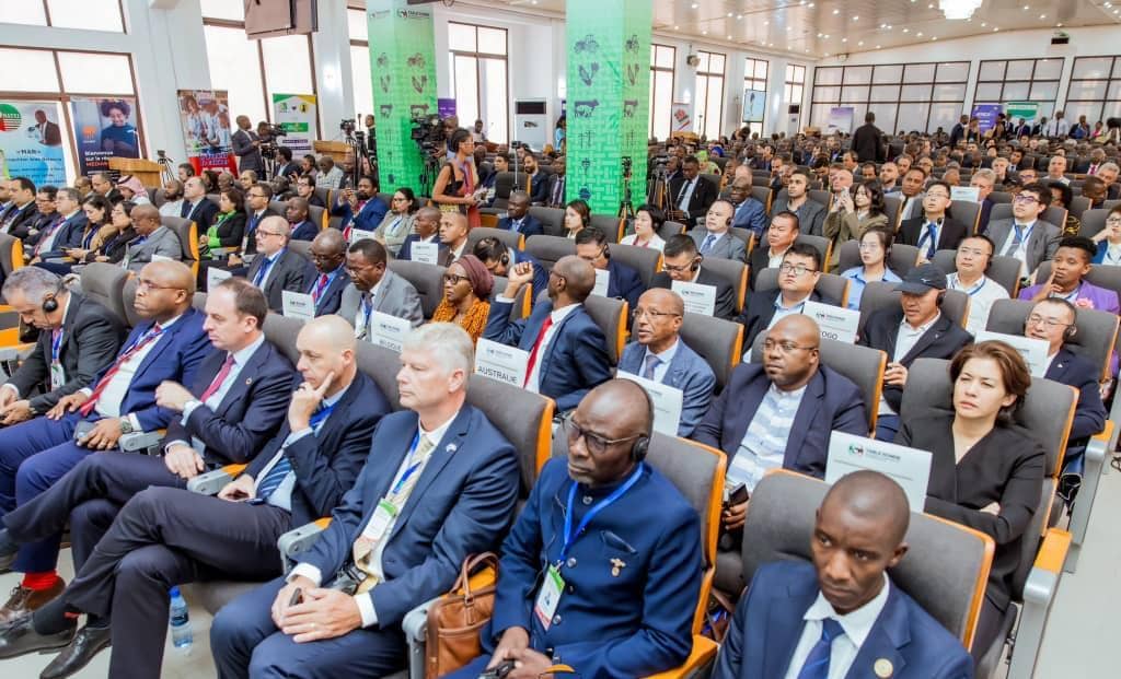 PhilosTop's tweet photo. According to the former President of the Federal Republic of Nigeria,Olusegun Obasanjo,development is based on 3 elements: individual security,food security and education to foster the development of human capital.@BurundiGov @NtareHouse https://t.co/X9pkFonH6f