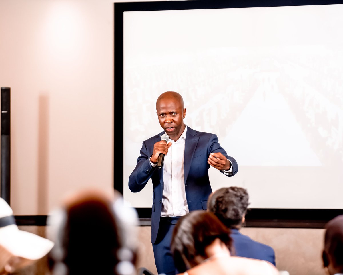 speakersfirm's tweet photo. Siyabulela Xuza delivered a powerful keynote at the @visitgauteng  Business Planning Conference, inspiring the team to "find your Jupiter" and rise above. 🌟

A fitting message to close 2024 and ignite a bold vision for 2025! 💡
#SiyaXuba #YearEnd #TheSpeakersFirm #VoicesOfImpact https://t.co/SjHcmN2hlf