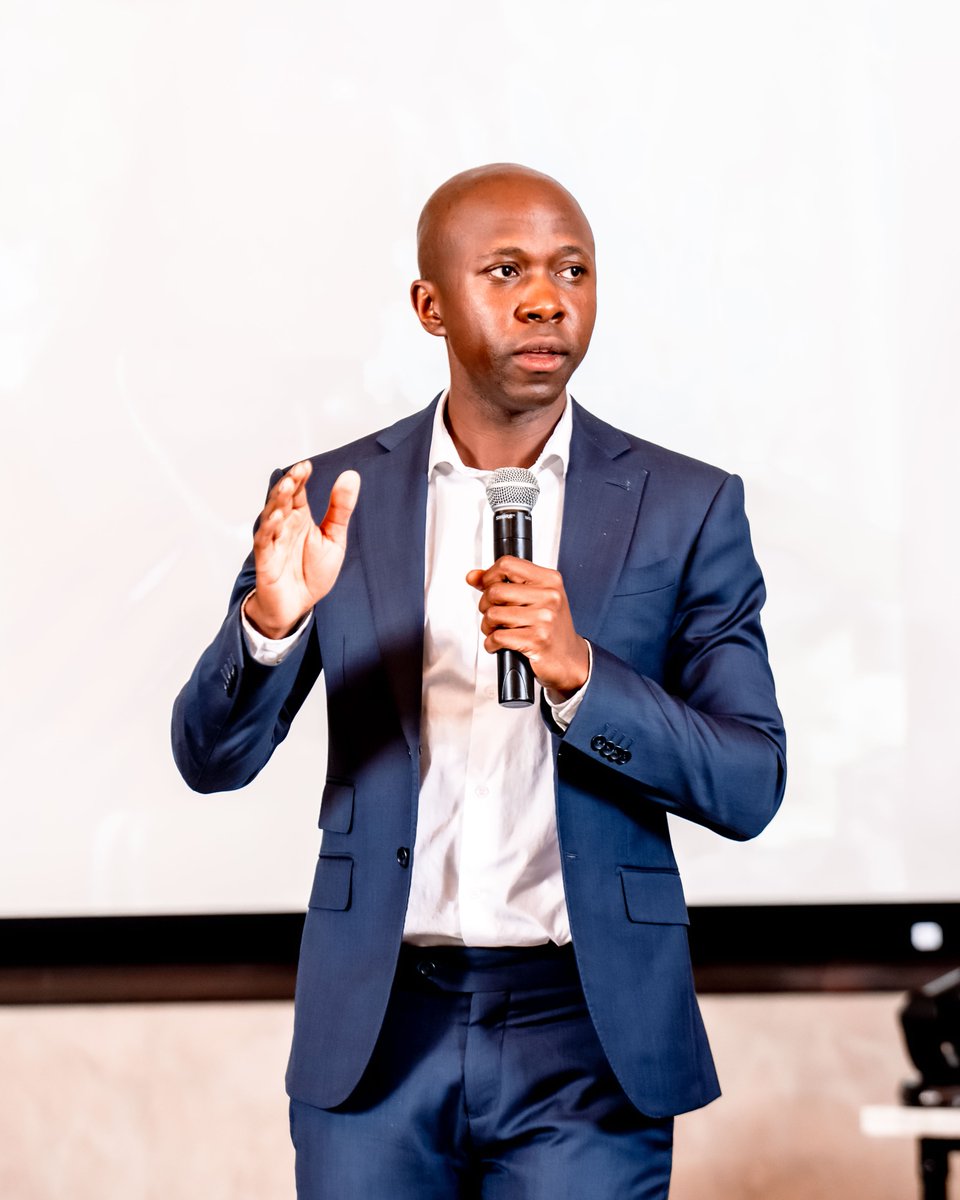 speakersfirm's tweet photo. Siyabulela Xuza delivered a powerful keynote at the @visitgauteng  Business Planning Conference, inspiring the team to "find your Jupiter" and rise above. 🌟

A fitting message to close 2024 and ignite a bold vision for 2025! 💡
#SiyaXuba #YearEnd #TheSpeakersFirm #VoicesOfImpact https://t.co/SjHcmN2hlf