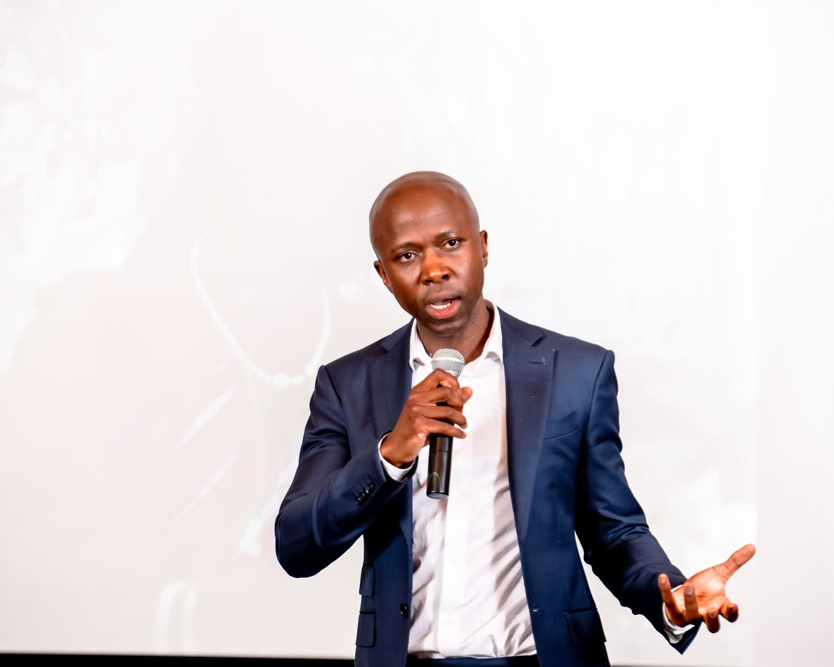 speakersfirm's tweet photo. Siyabulela Xuza delivered a powerful keynote at the @visitgauteng  Business Planning Conference, inspiring the team to "find your Jupiter" and rise above. 🌟

A fitting message to close 2024 and ignite a bold vision for 2025! 💡
#SiyaXuba #YearEnd #TheSpeakersFirm #VoicesOfImpact https://t.co/SjHcmN2hlf