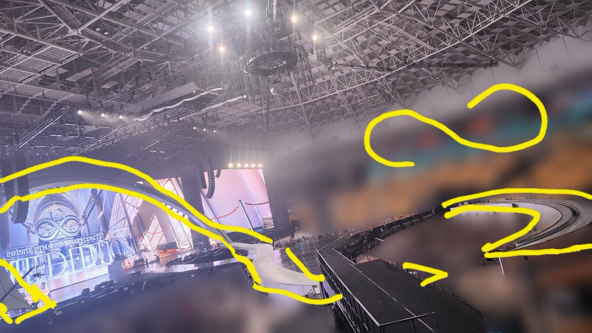 jjonghana's tweet photo. 인피니트 15주년 콘서트 리미티드 에디션
무대와 플로어로 이어지는...
직접 봐야 합니다...
#인피니트 #INFINITE #LIMITEDEDITION https://t.co/pzRpfFBjiA