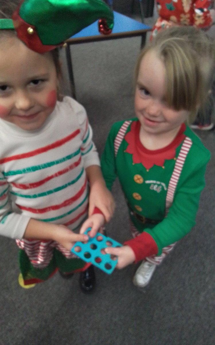 Year 1 Simpson’s Lane tweet media