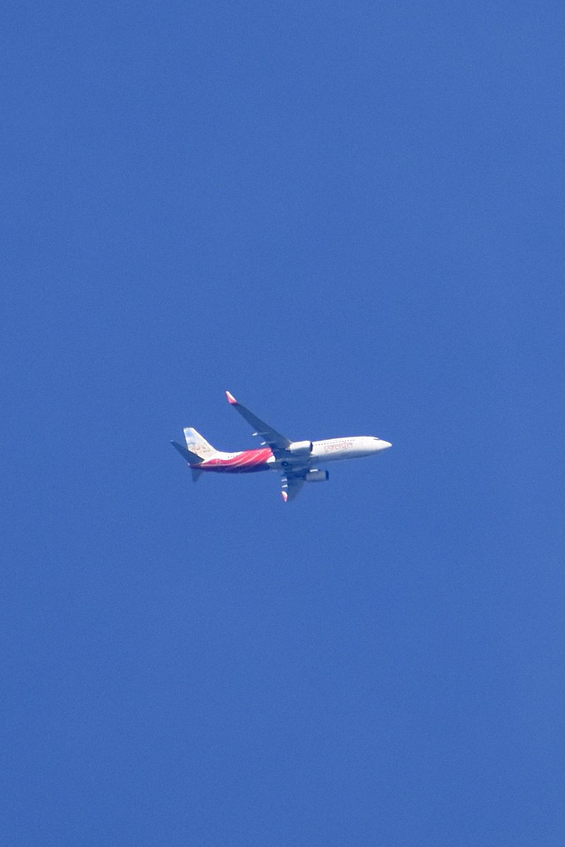 vinyasvk's tweet photo. #AIX 818 on its descent towards @mlrairport https://t.co/pgeVGBd9Hj
