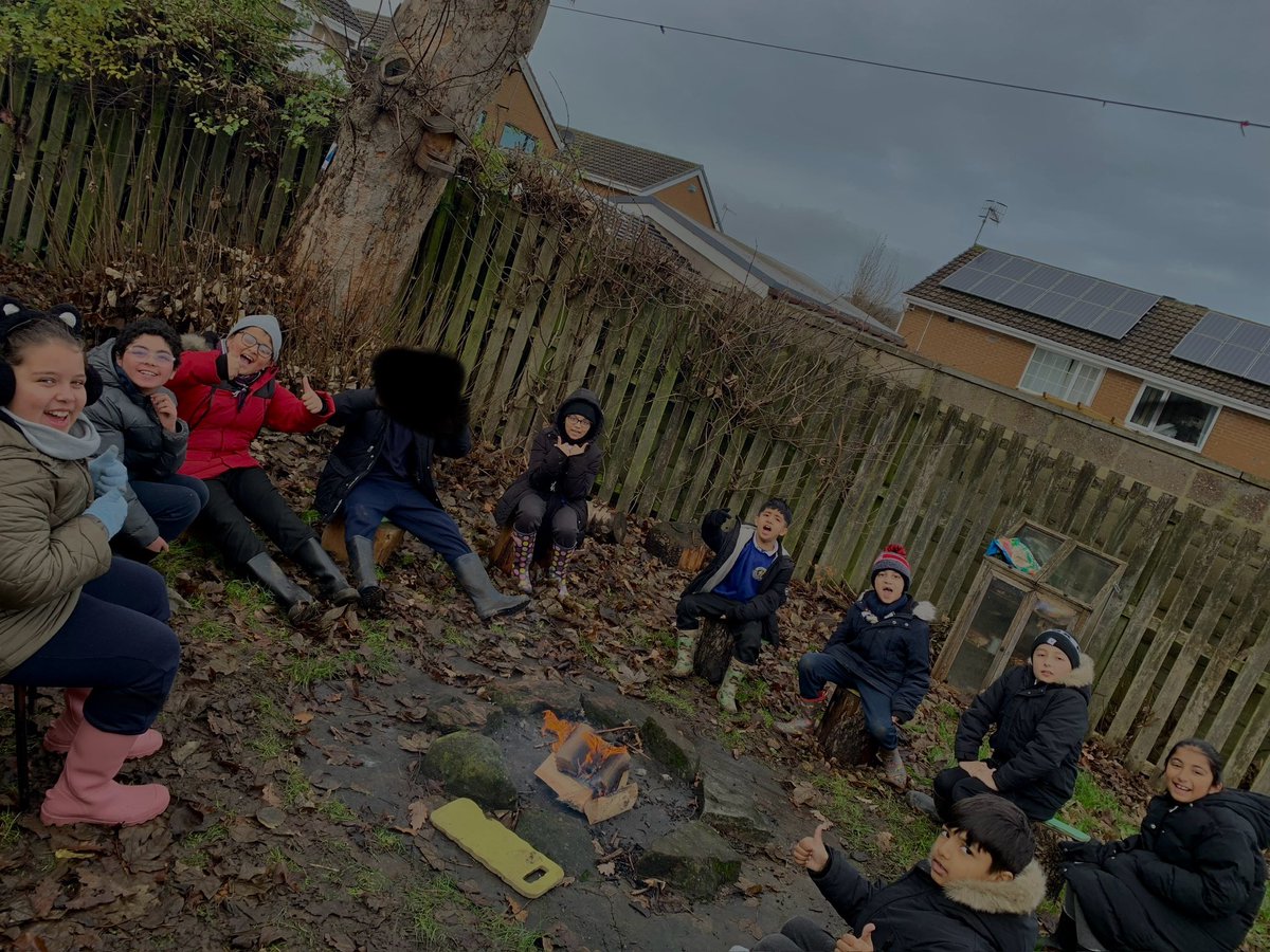 Lidget Green Primary School tweet media