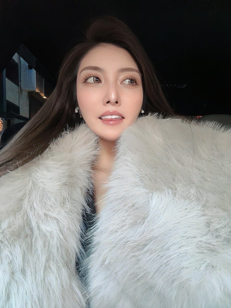 psy_minochan's tweet photo. お腹空いた
今夜なにたべよう https://t.co/Rwr0X18mEP