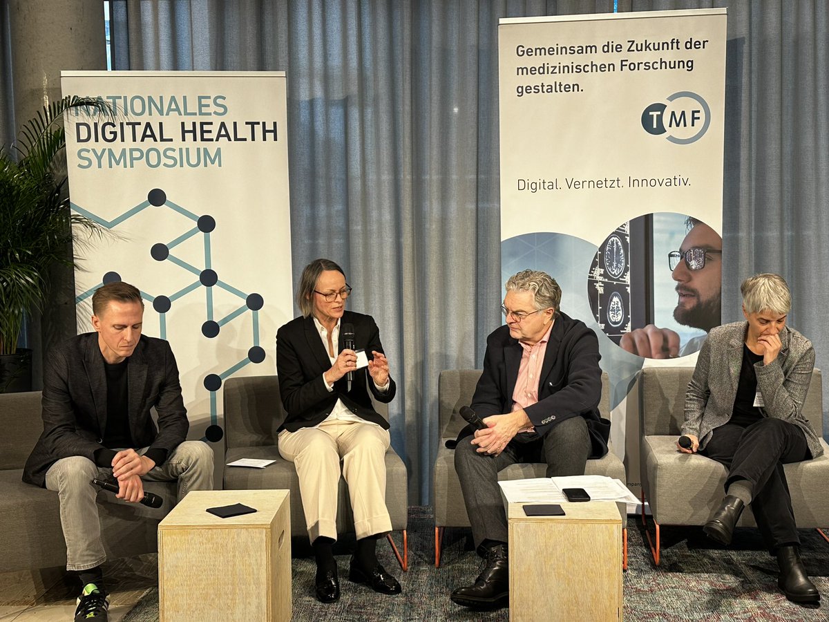 MirjamBauer's tweet photo. Nationales Digital Health Symposium 2024 @TMF_eV in Berlin
Session I: KI in Diagnostik + Behand­lung mit
Prof. Dr. Felix Nensa Universität Duisburg-Essen,
Prof. Dr. Julia Schnabel TU und Helmholtz Zentrum München
Delia Strunz, Johnson &amp; Johnson Medical https://t.co/HqpmMFITWI