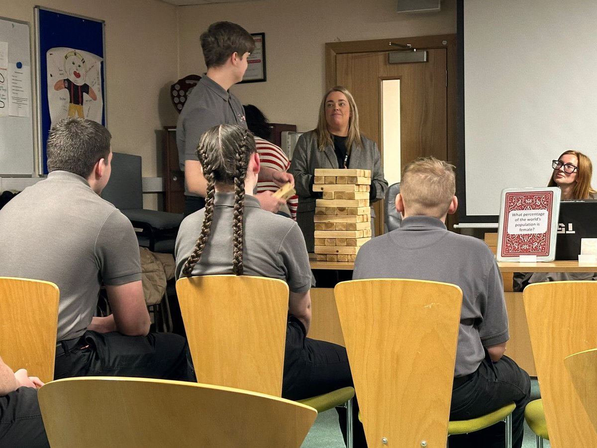 DumbartonYvs's tweet photo. Huge thanks to colleagues from @wdhscp @WDCouncil @RCCGlasgow @BTPScotland and DDWA for an engaging &amp; informative session last week with our YVs &amp; VYIs around gender based violence as part of #16DaysOfActivism 
@SFRSYVS @UKFireCadets https://t.co/DYwyBor1n0