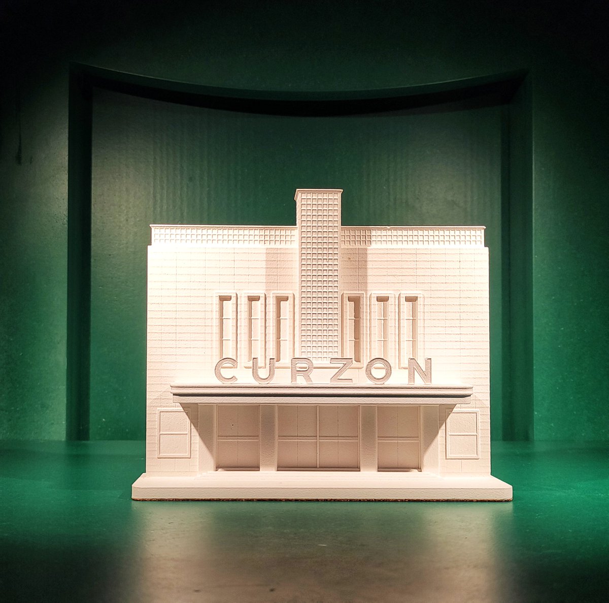 The newly installed <a href="/ArchitectureNI/">The Royal Society of Ulster Architects</a> "design box" in #Belfast. The first installation is by <a href="/modelcitizenirl/">modelcitizen.ie</a> showcasing relief models of the Curzon, the Bank of Ireland and a relief map ( highlighting in red ) buildings on the Heritage at Risk register.

6th December 2024. ➡️