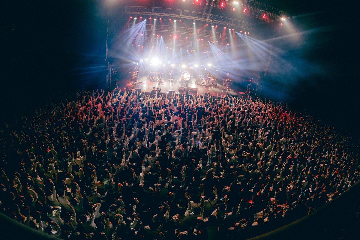 sumika_inc's tweet photo. “片岡健太とバンドマン”ツアー(仮)

2024.12.05  KT Zepp Yokohama

あなたの気持ちが真っ直ぐステージに。
その想いに感謝と笑顔を添えて。
横浜2日間ありがとうございました！

#片マン https://t.co/wYKxh0fDXy