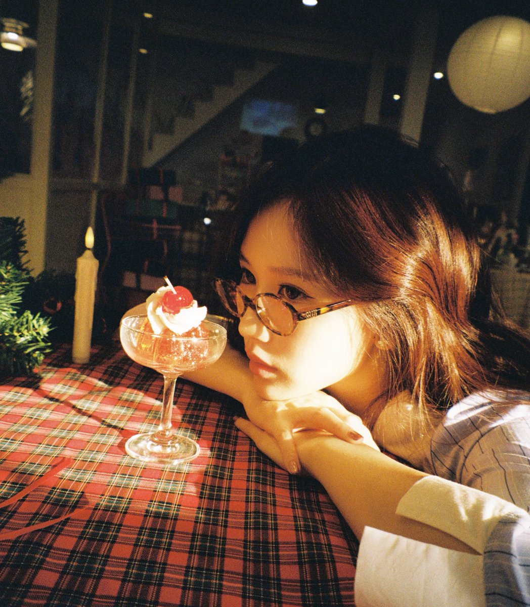 janeeeyeh's tweet photo. This December🧸🫶🏻 https://t.co/G8V7e27B93