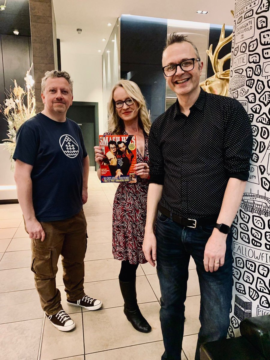 🎠 The Giddy Carousel of Pop 🎠 tweet media