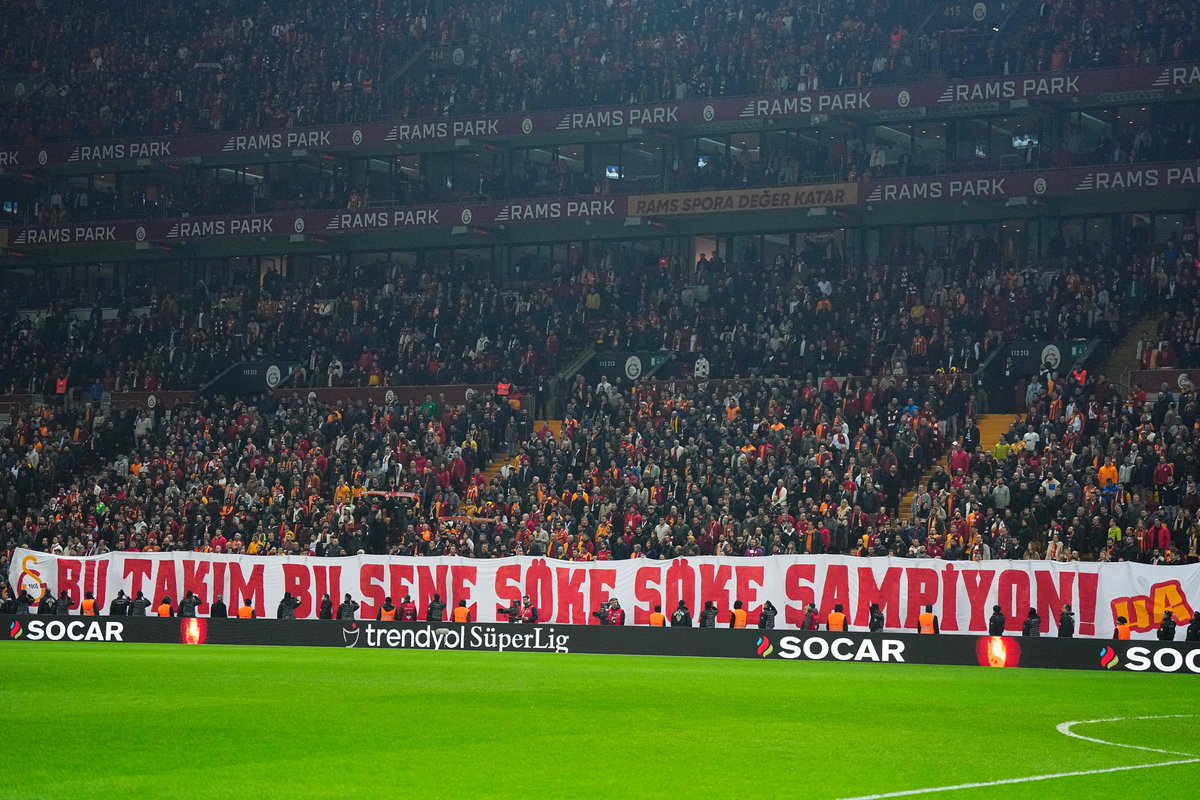 GalatasaraySK's tweet photo. Günaydın #Galatasaray Ailesi https://t.co/EYCSJbkOZn